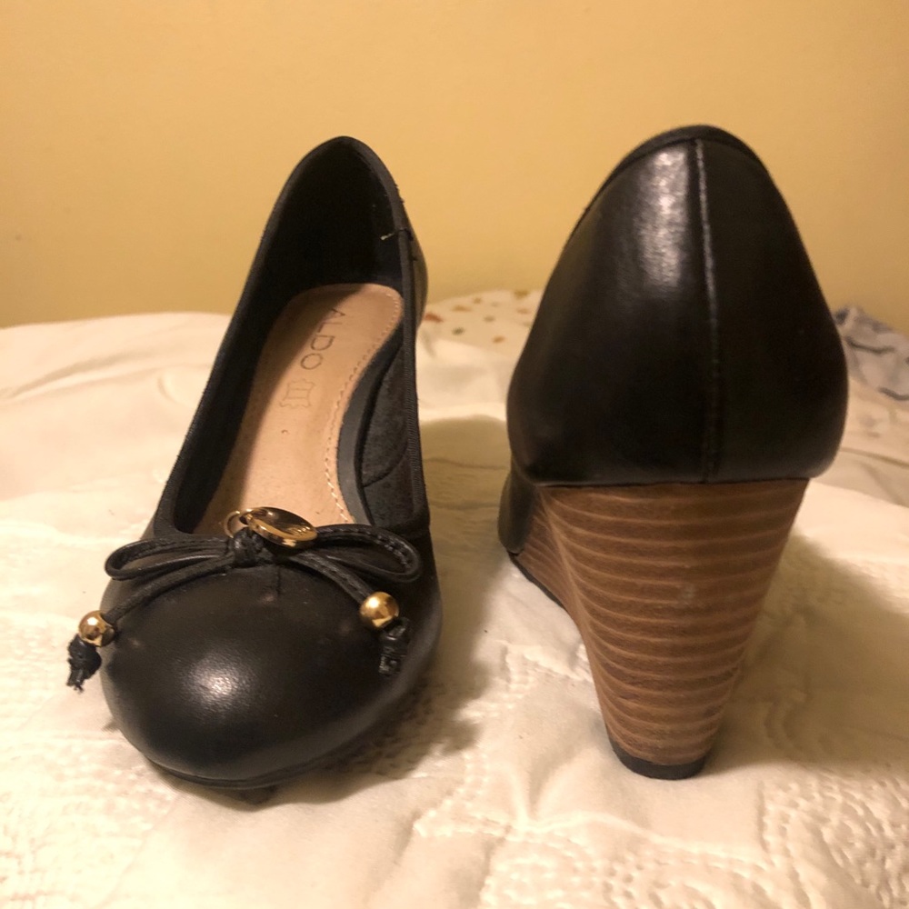 Black heel